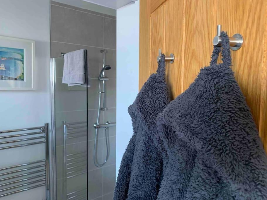 St Agnes Perfect Location, Hot Tub, Sea Views, Gym Leilighet Eksteriør bilde