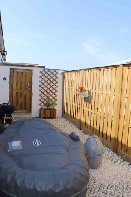 St Agnes Perfect Location, Hot Tub, Sea Views, Gym Leilighet Eksteriør bilde