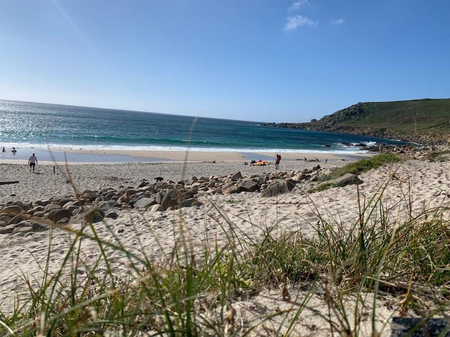 St Agnes Perfect Location, Hot Tub, Sea Views, Gym Leilighet Eksteriør bilde